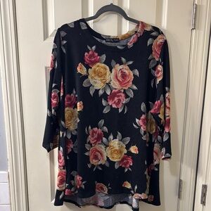 Kim & Cami Blue and Pink 3/4 Sleeve Boxy Tunic